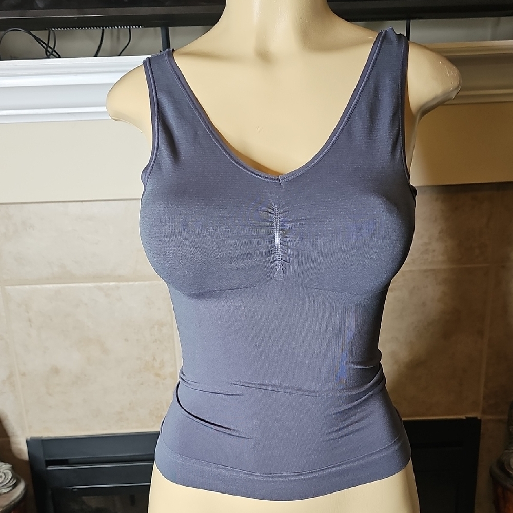 Marilyn Monroe Intimates Dark Gray Body Shapeaear V-Neck Tank. Size Small